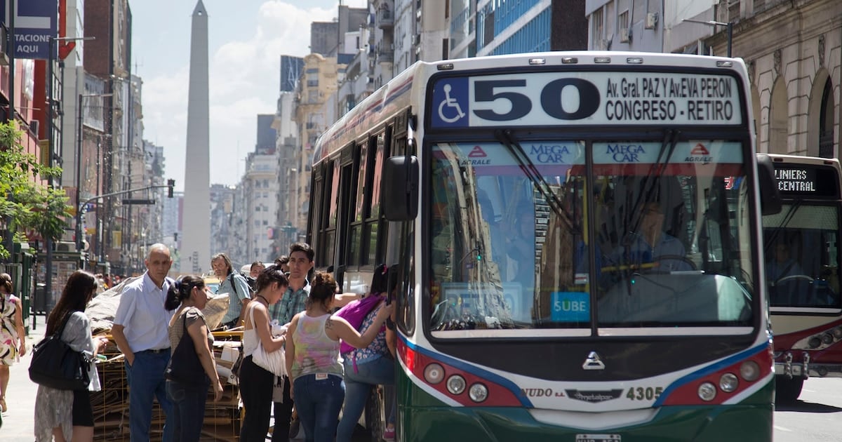 Desde el 1 de octubre rigen nuevas tarifas en colectivo, subte y peajes porteños: el boleto mínimo ascenderá a $920,48