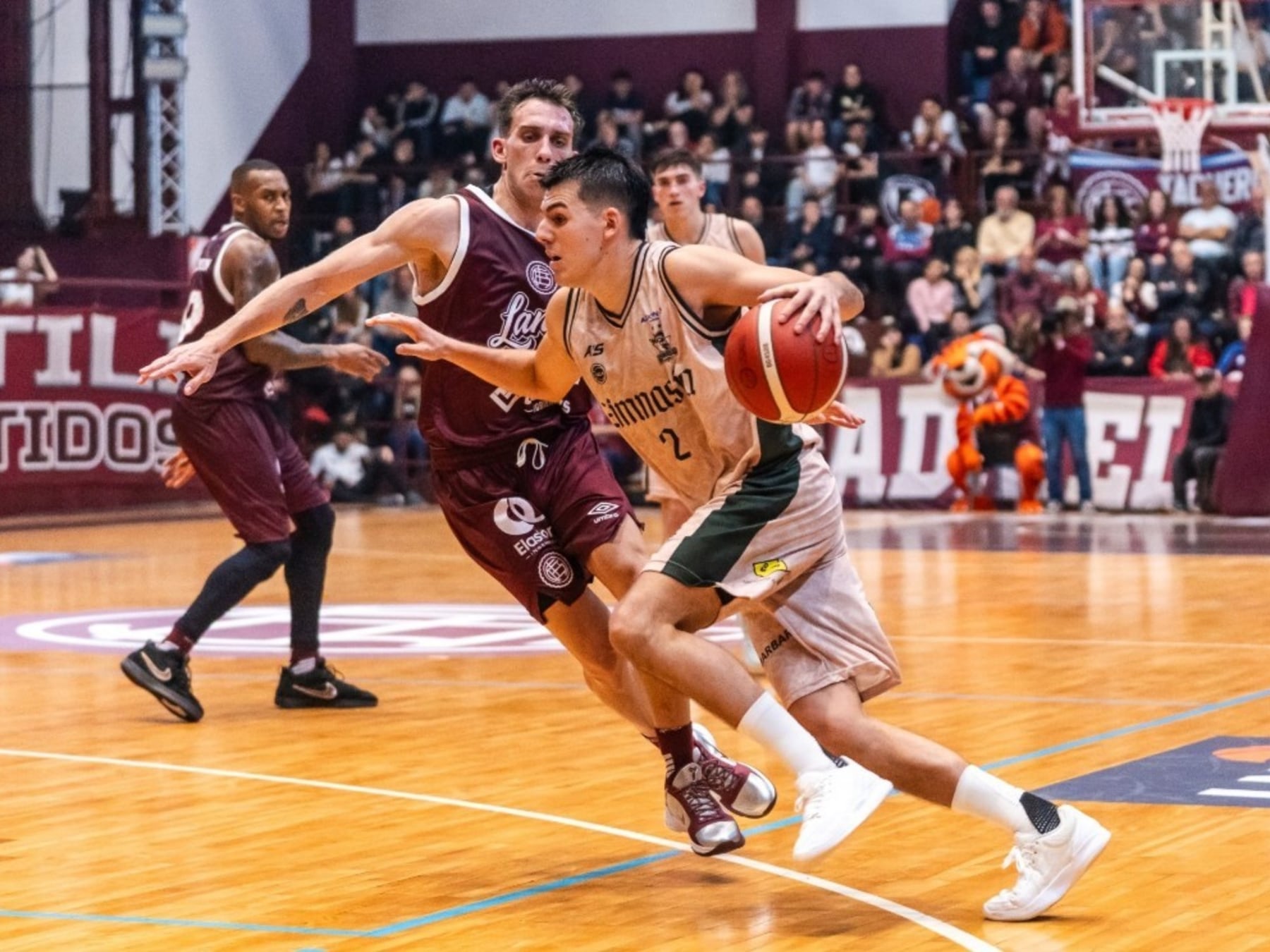 Gimnasia pasó el examen inicial: 92-74 a Lanús y a pensar en Peñarol
