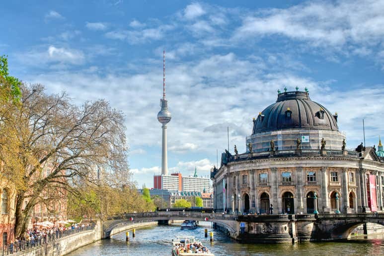 Cuatro puentes en Alemania para una escapada con sabor a cuento