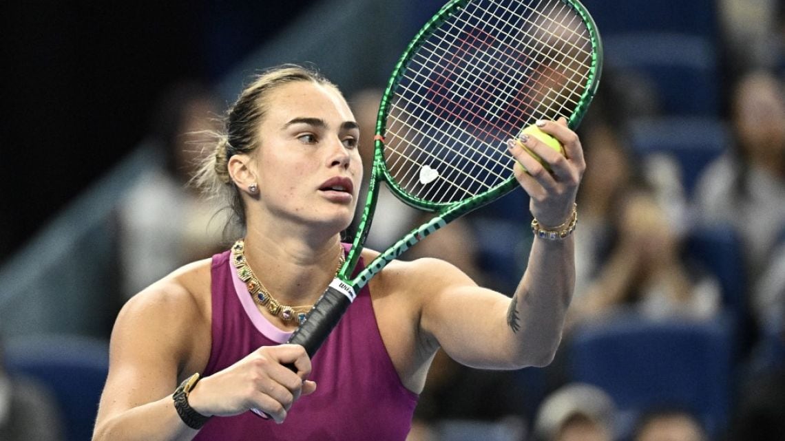 Volvió la bestia: Sabalenka pasó por encima de Zarazúa y ya está en la segunda ronda de Pekín