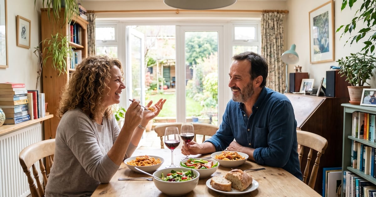 Mesa para dos: cuando la compañía de la pareja suaviza el pico de glucosa después de comer