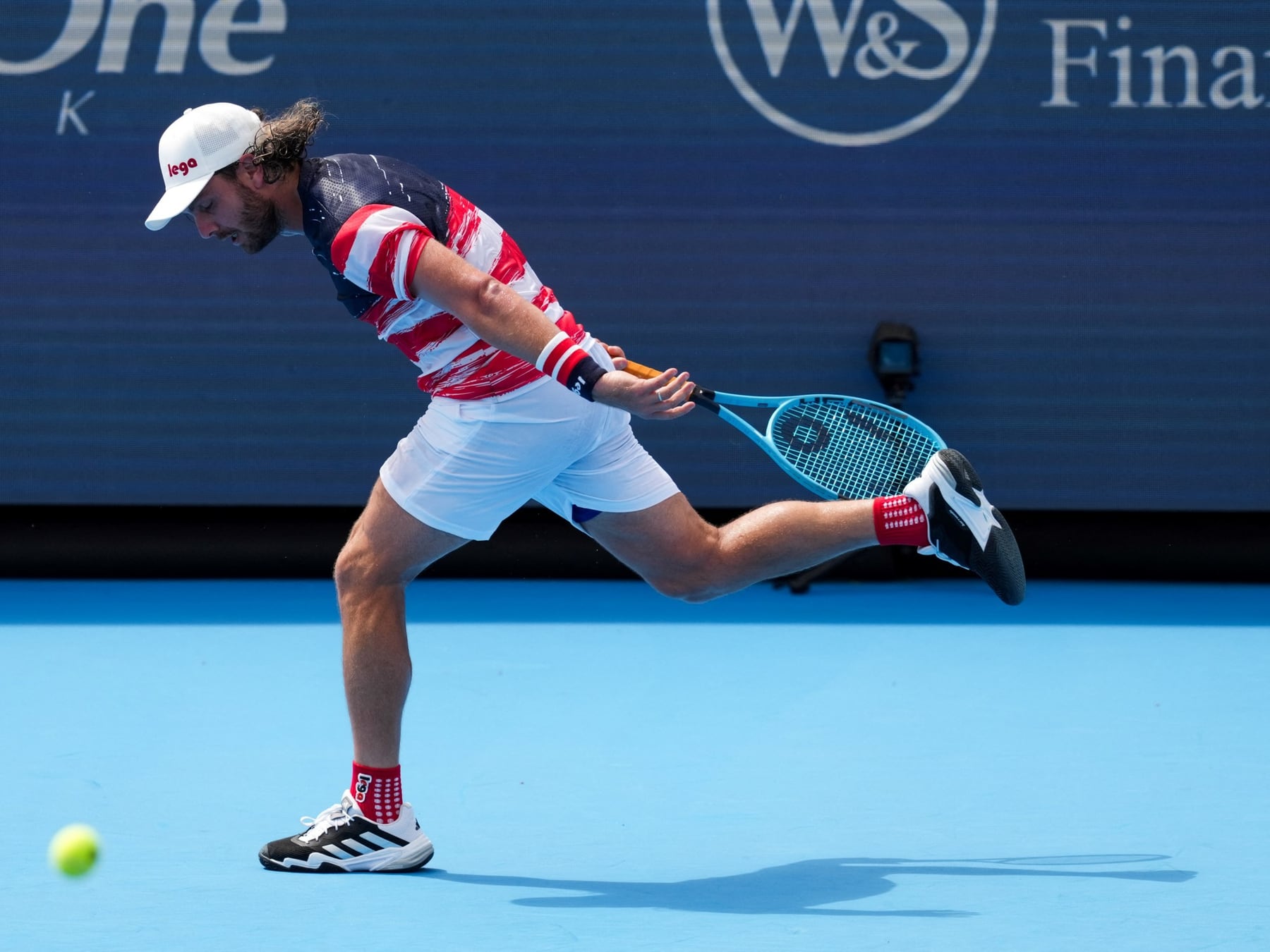 Trungelliti se fue rápido de Shanghai: el debut que no fue y un segundo set que lo condenó