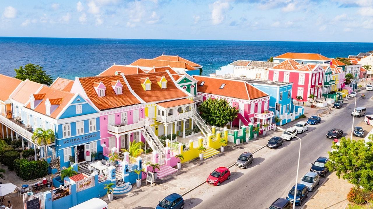 Curazao, más allá del Caribe soñado: playas, Willemstad y buggy por caminos de piedra