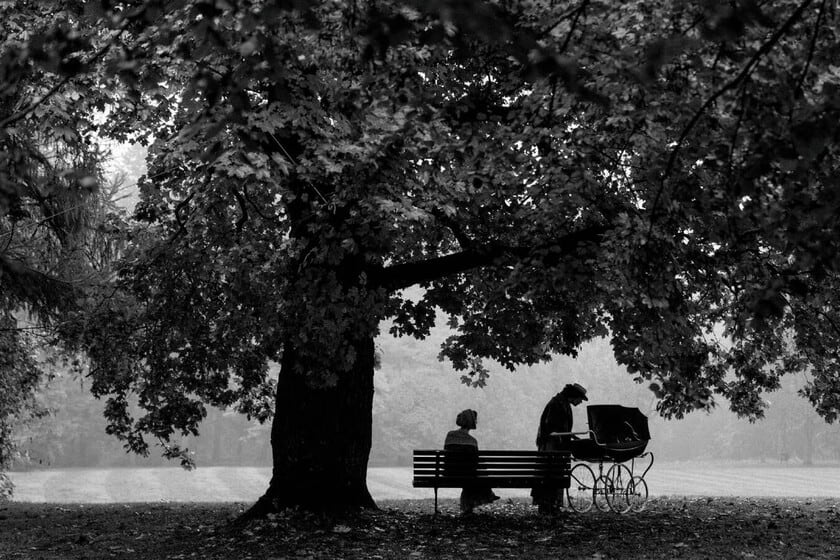 Una aguja, una costura y un secreto: la película danesa que se anima a mirar la maternidad más oscura de Copenhague