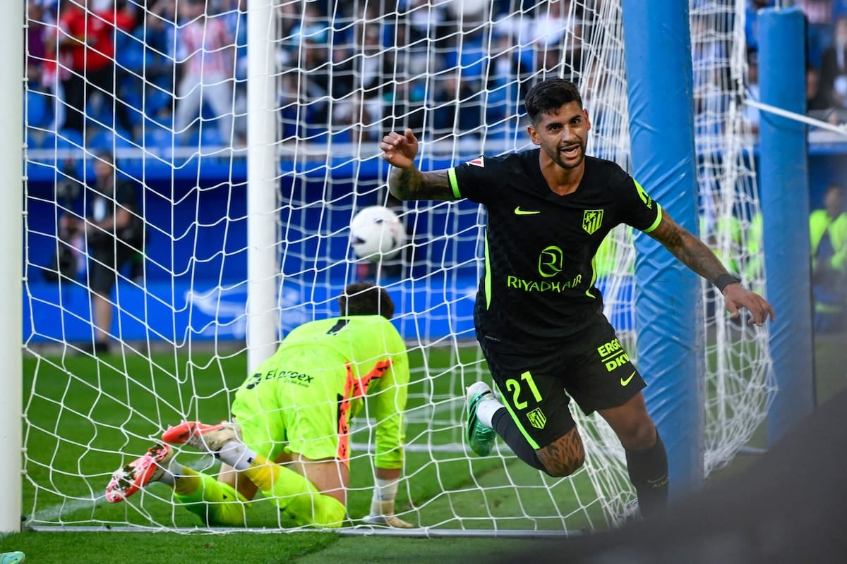 Cuti apareció cuando Atlético ya no sabía cómo: cabezazo y viaje a Manchester con tres puntos bajo el brazo