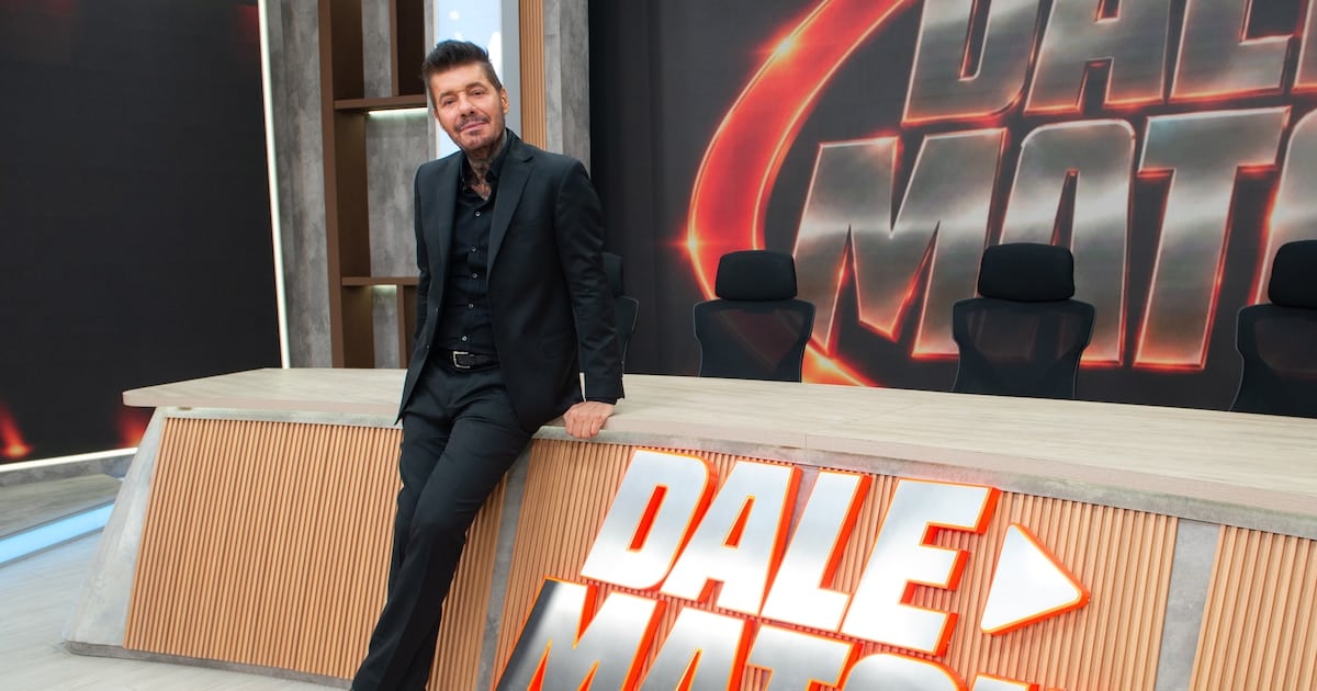 Marcelo Tinelli se reinventa entre el streaming y la cocina de su casa: dos apuestas para un mismo presente