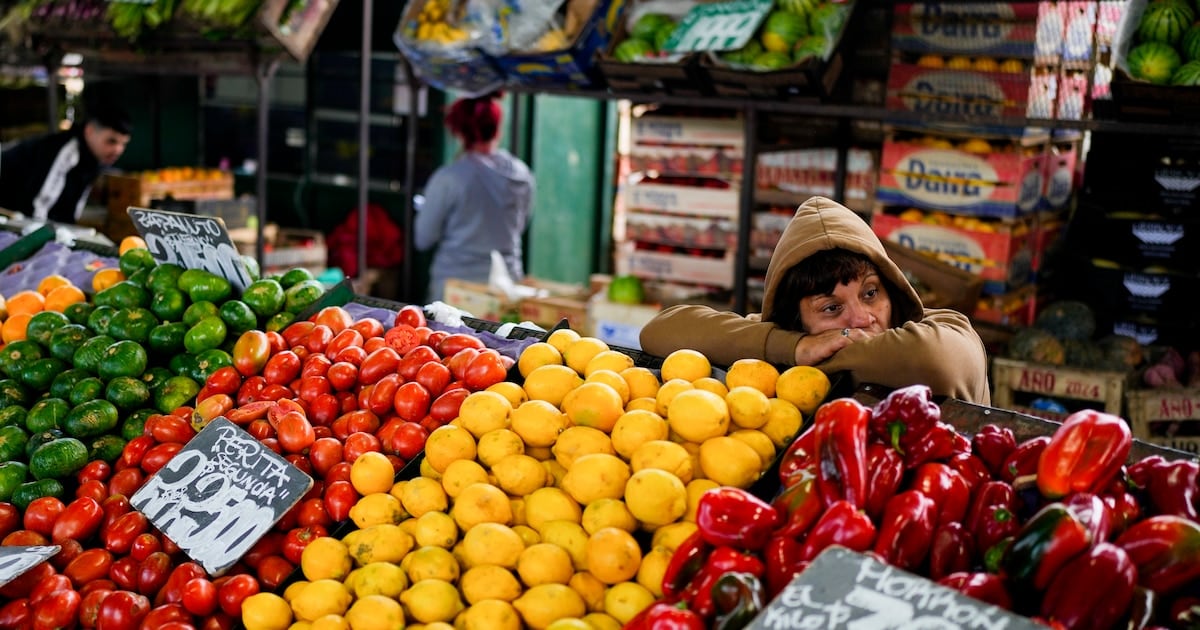 Septiembre dejó a la verdura en la cresta de la ola y al pan de molde con los precios por el piso