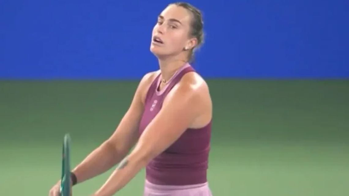 Li arruinó la fiesta de Sabalenka en Wuhan y la dejó con las manos vacías en su debut