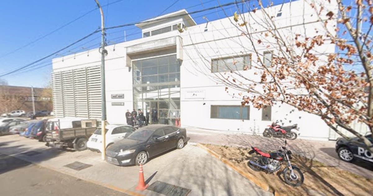 Imputan a un policía mendocino por abusar sexualmente de una detenida en una comisaría de Godoy Cruz