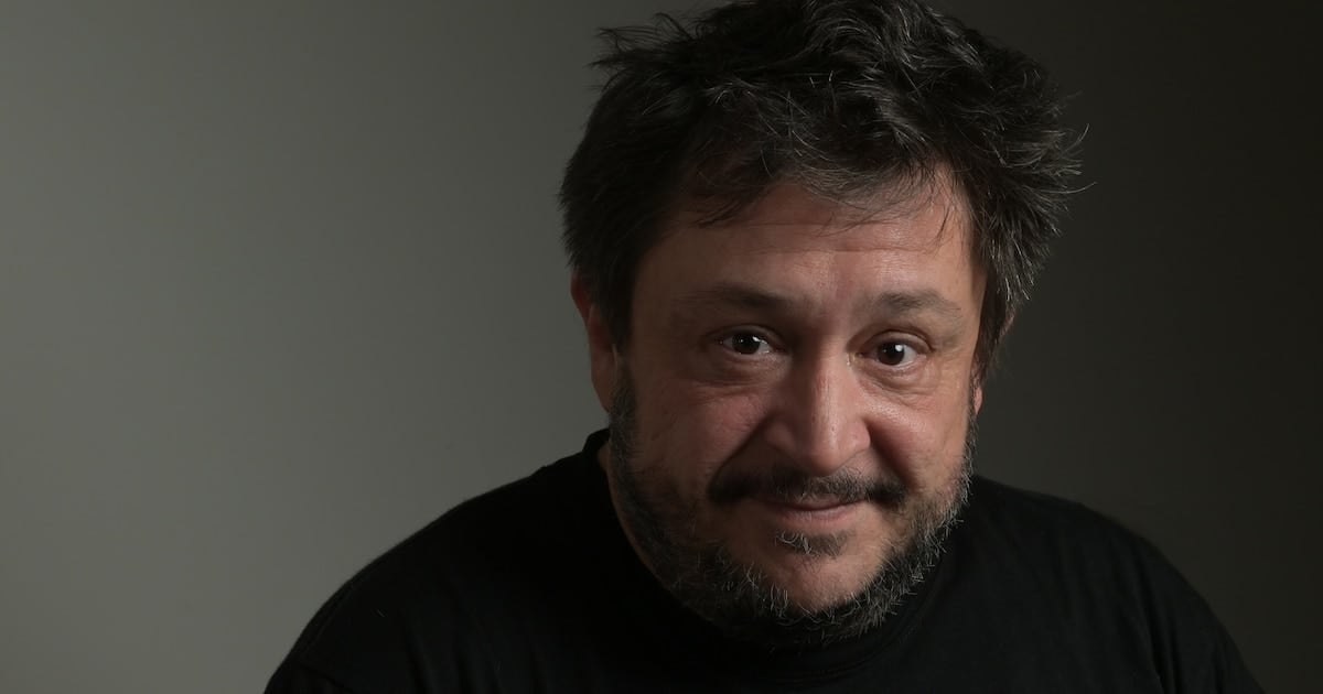 Dieciocho inversores acusan a Hernán Casciari de devolverles casi nada por siete proyectos audiovisuales que ellos mismos habían financiado con sus ahorros
