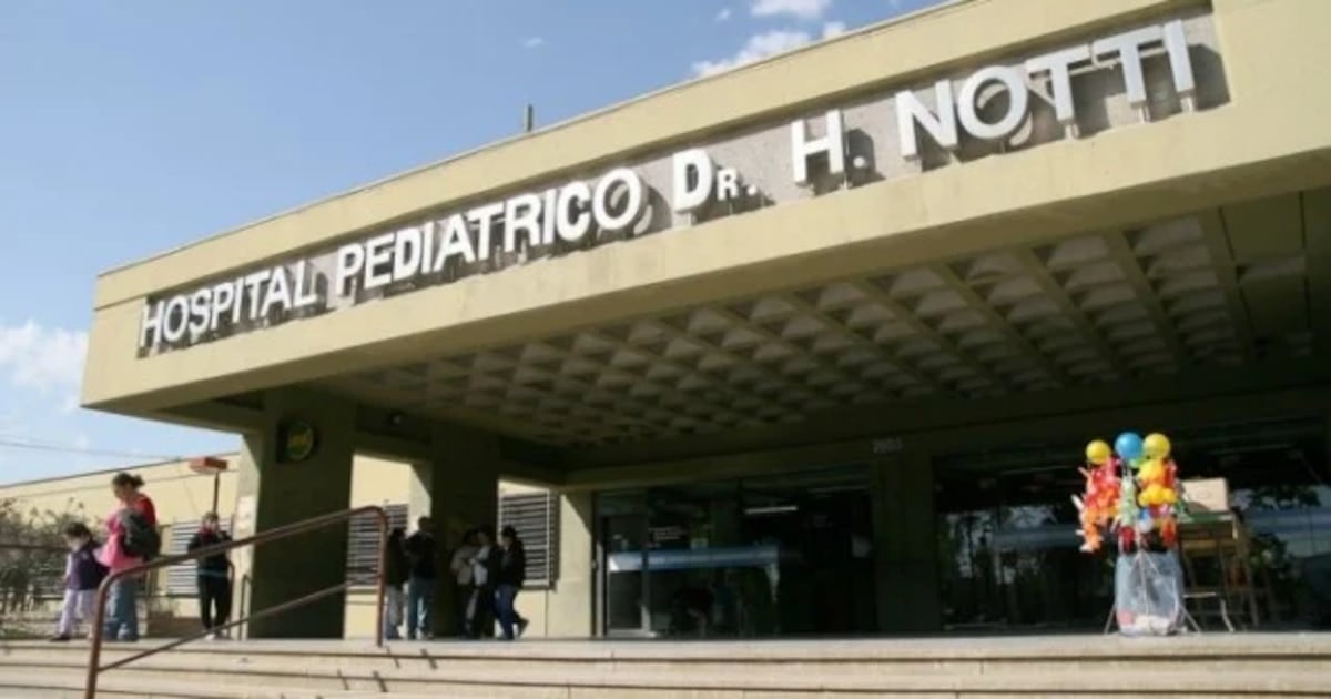 Una niña de ocho años murió tras chocar la moto en la que viajaba con una camioneta en Maipú
