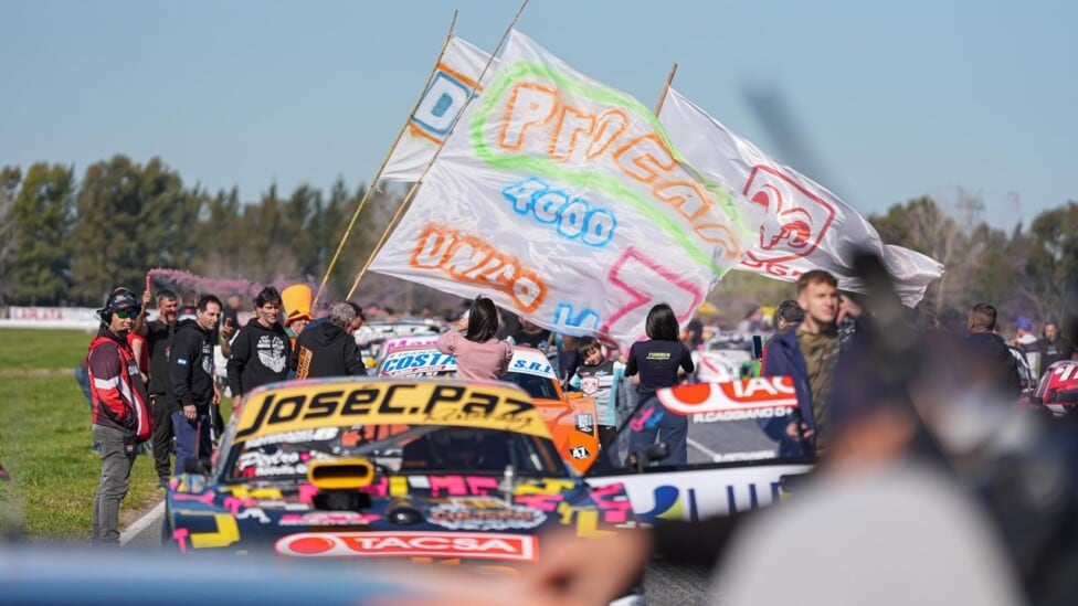 José C. Paz Racing signed a historic double at La Plata and left the title race served