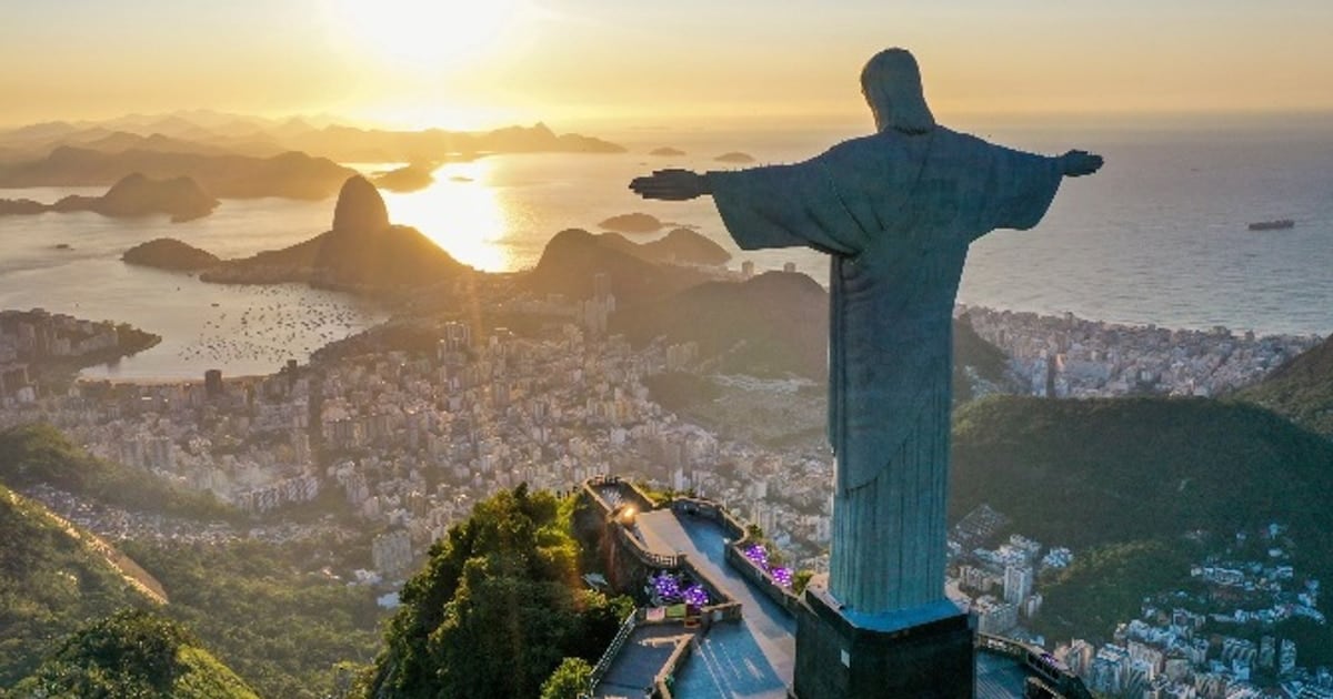 Vacaciones en Brasil: qué gastos bajan para los argentinos tras la caída del real